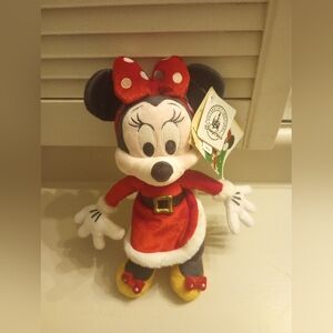 Disney Parks Minnie Mouse Holiday Plush NWT